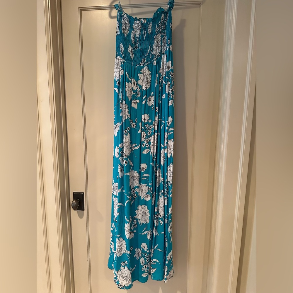 Women’s strapless  maxi dress size Medium, from Limelush boutique